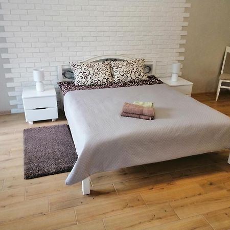 Apartment "Provence" Černihiv Esterno foto